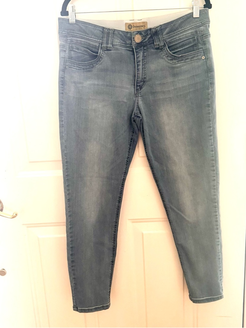 Democracy "Ab"solution Straight Leg Jeans
